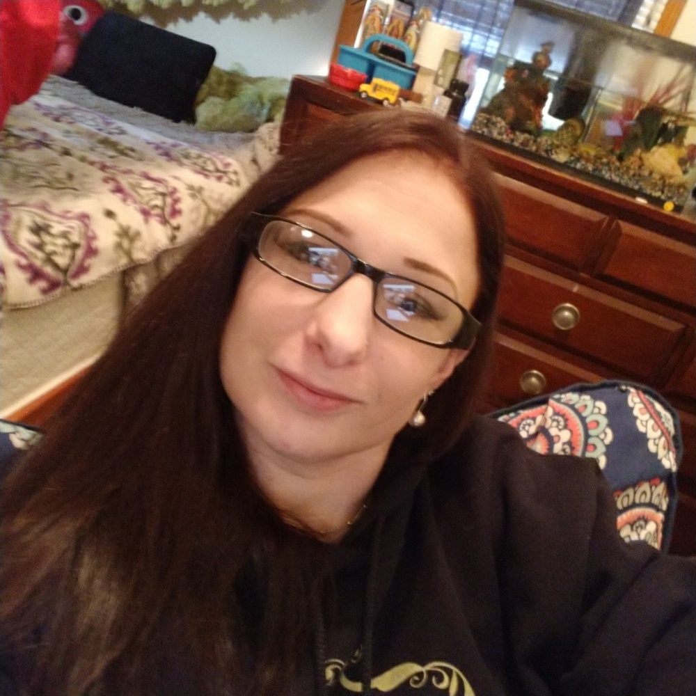 Meet your Posher, Monica